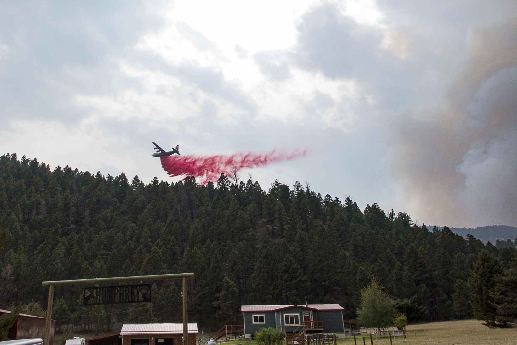 210922 PHOTO Haystack Evac and Air Tankers JOSHUA - 4